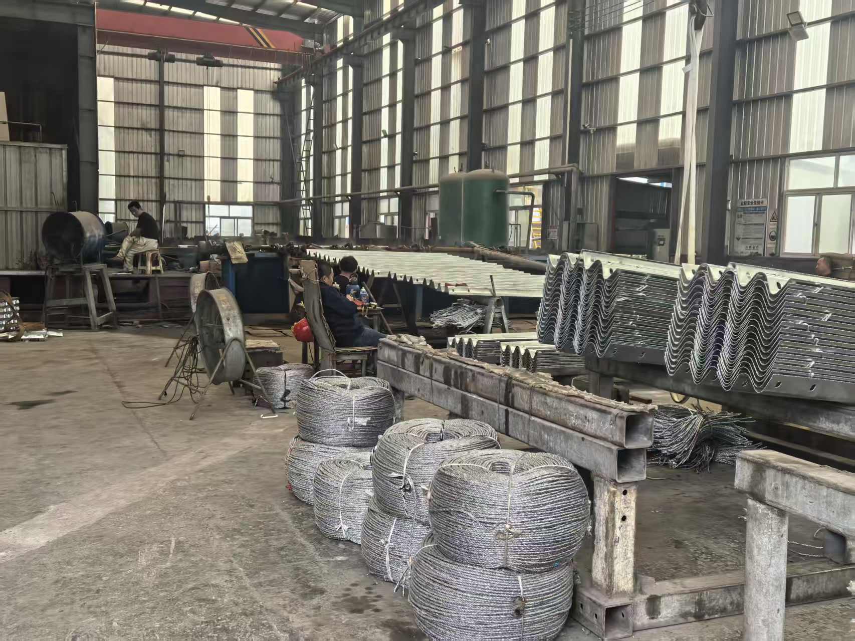 十堰市波形护栏三波波形护栏 - 价格